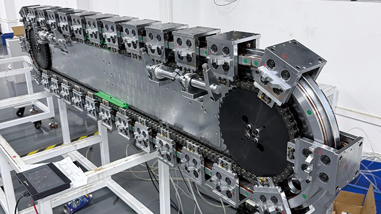 Circular guide rail conveyor system for fan cooling component assembly automation