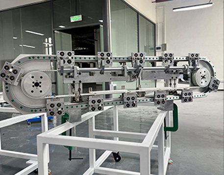 High-speed circular conveyor system for pharmaceutical packaging automation